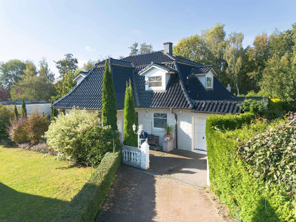 Thumbnail-Haus zum Kaufen in Barmstedt 719.000,00 € 218 m²