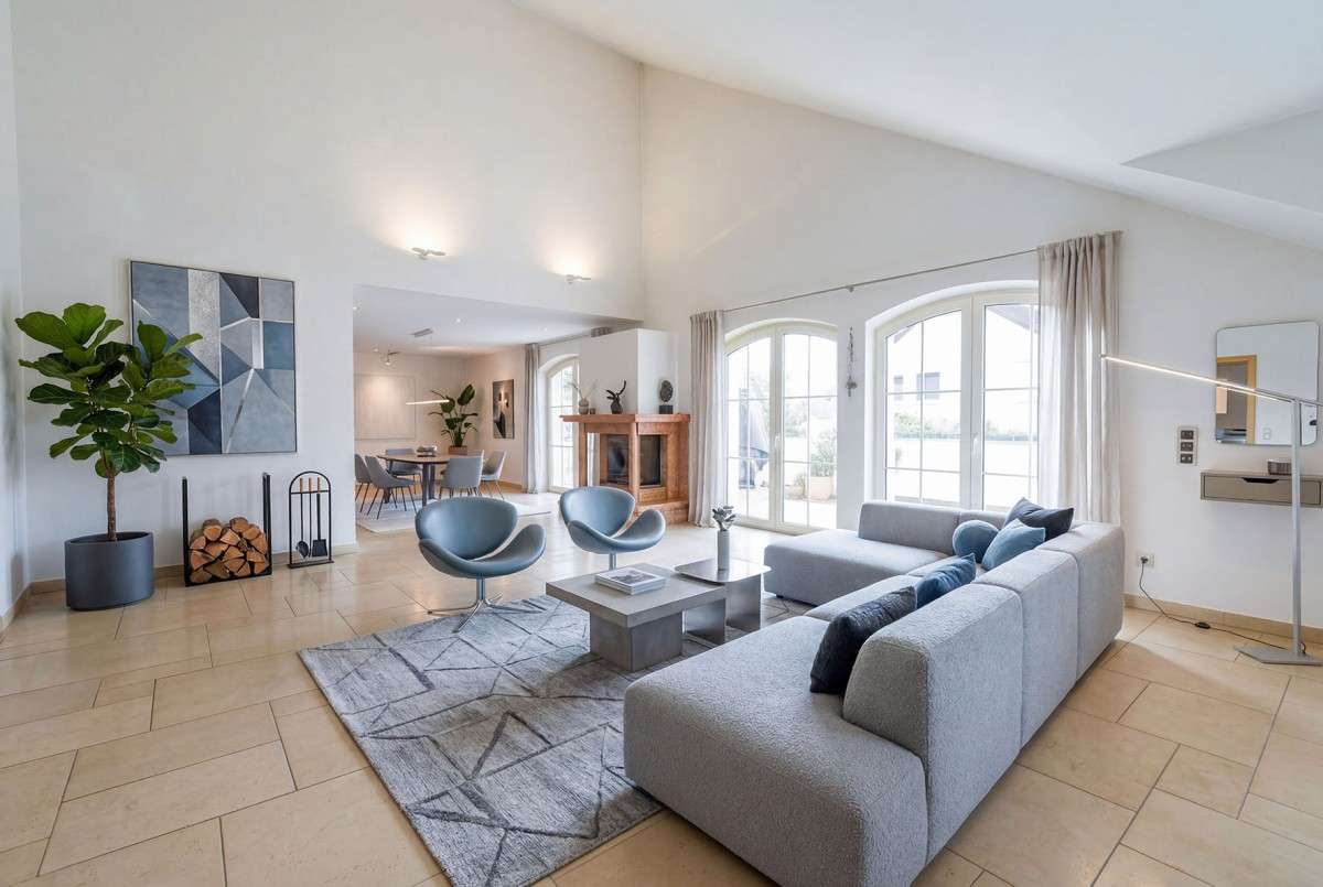Thumbnail-Wohnung zum Kaufen in Essen 780.000,00 € 214 m²