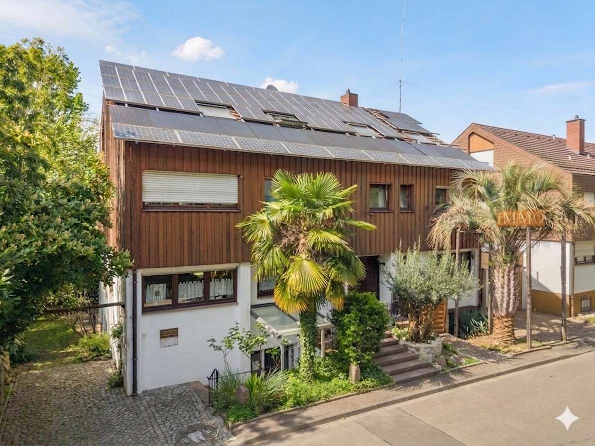 Thumbnail-Haus zum Kaufen in Freiburg im Breisgau 1.550.000,00 € 491.3 m²