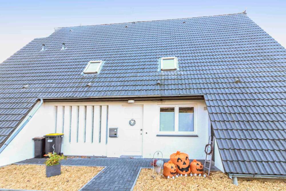 Thumbnail-Haus zum Kaufen in Suderburg 348.000,00 € 215.86 m²