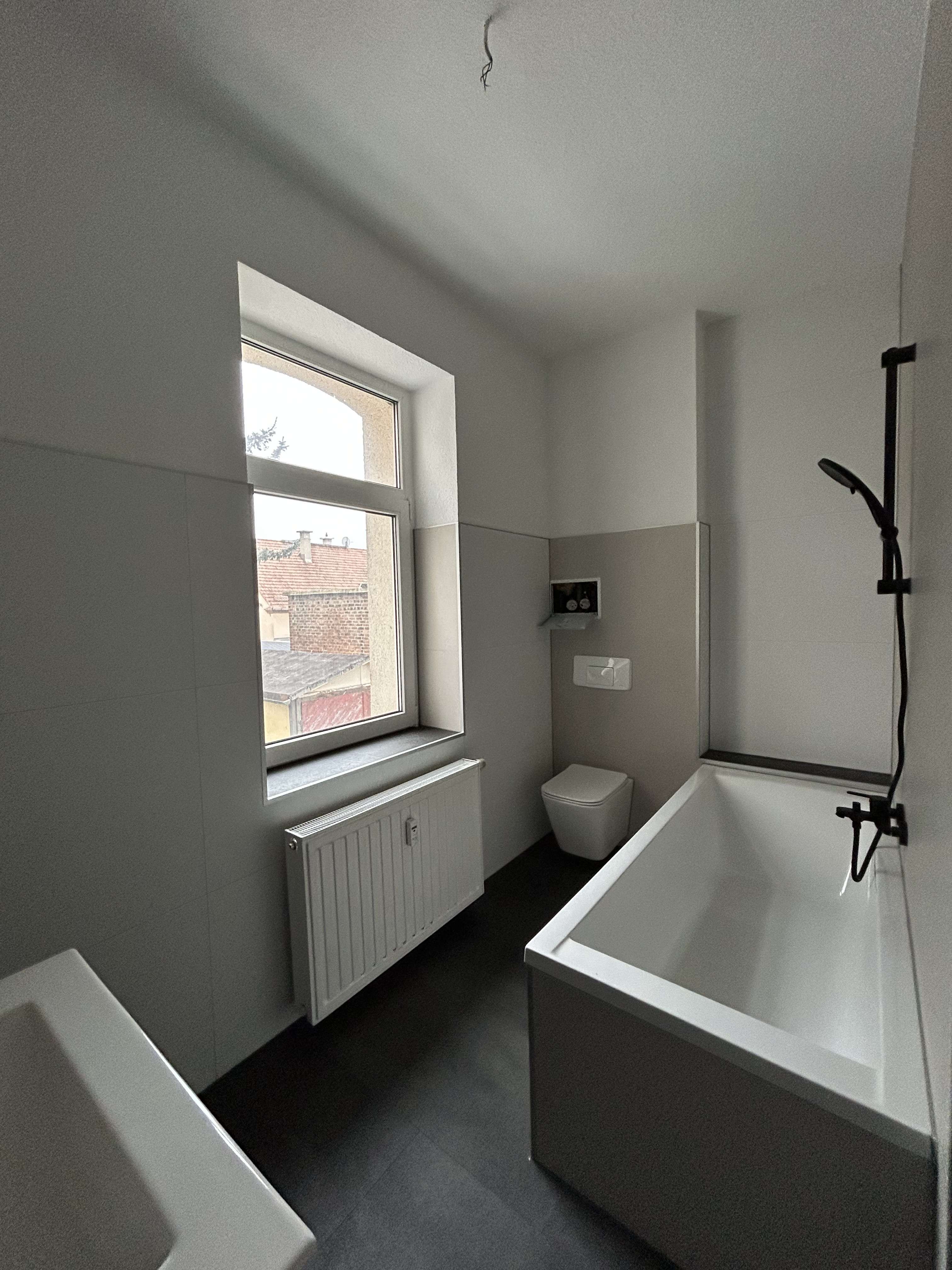 Thumbnail-Wohnung zum Mieten in Wilkau-Haßlau 330,00 € 46.74 m²