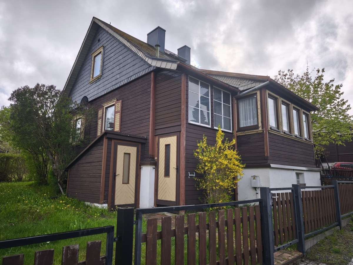 Thumbnail-Haus zum Kaufen in Johanngeorgenstadt 55.000,00 € 124.3 m²
