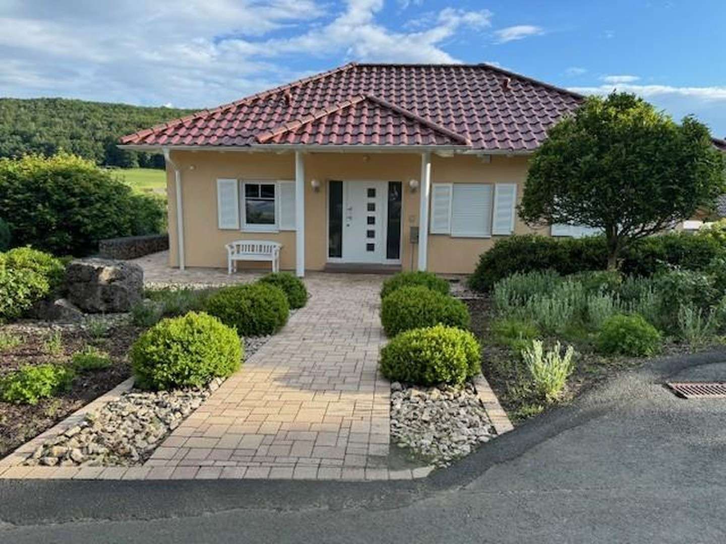 Thumbnail-Haus zum Kaufen in Gladenbach nahe Marburg 585.000,00 € 175 m²