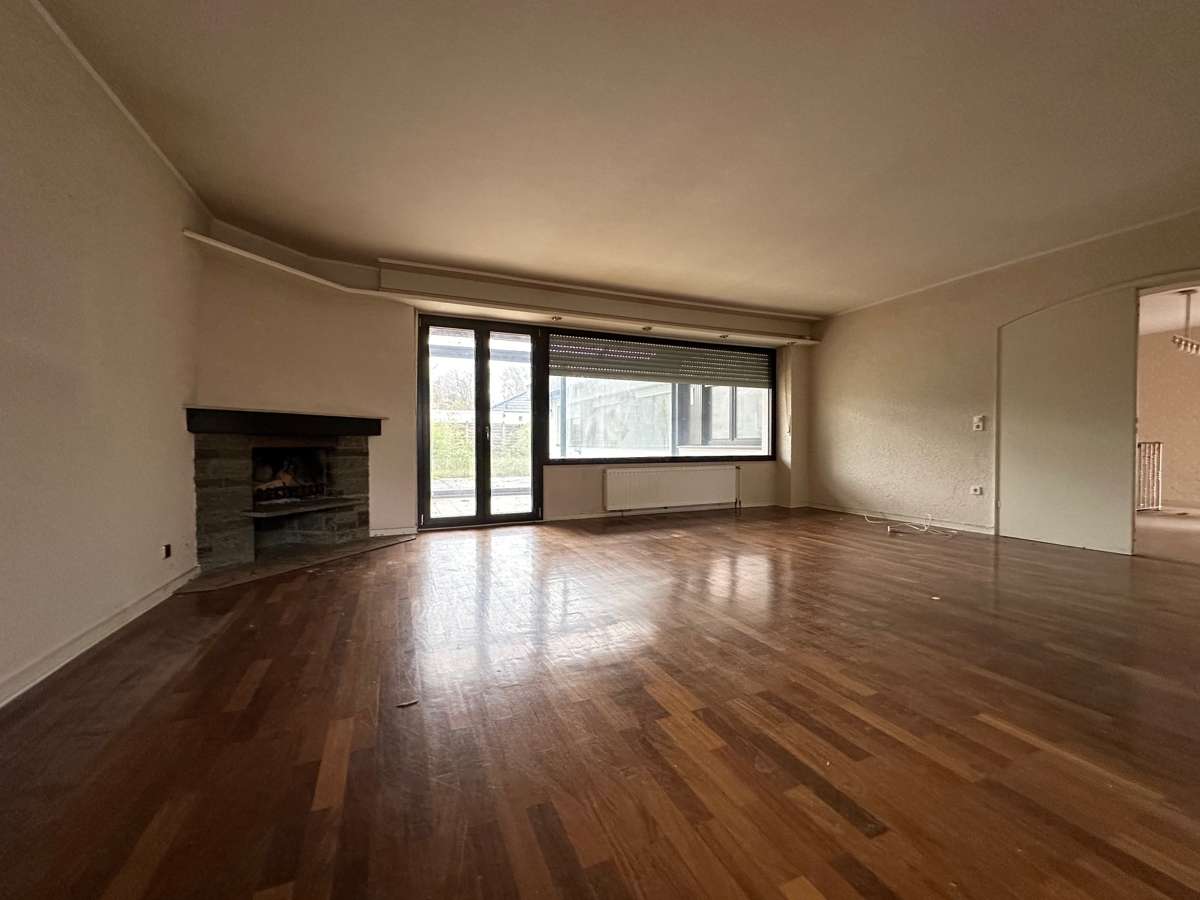 Thumbnail-Haus zum Kaufen in Kaarst 699.000,00 € 280 m²