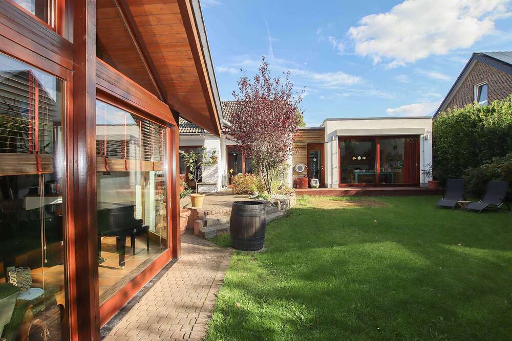 Thumbnail-Haus zum Kaufen in Mettmann 945.000,00 € 223 m²