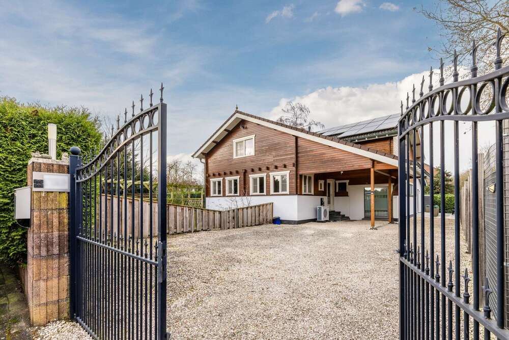 Thumbnail-Haus zum Kaufen in Emmerich am Rhein 619.000,00 € 250 m²