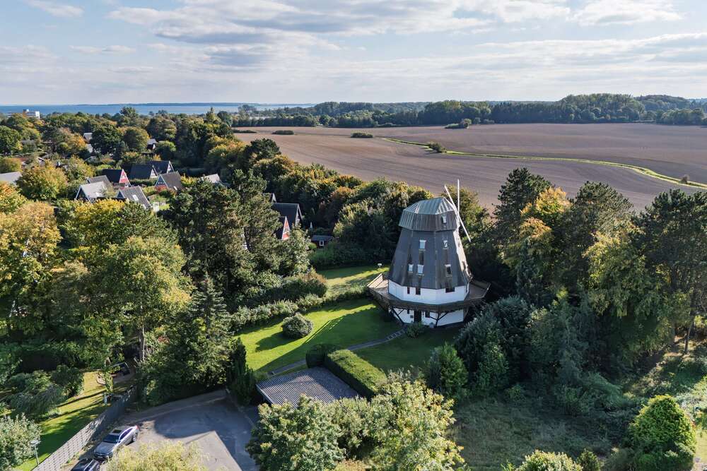 Thumbnail-Haus zum Kaufen in Damp 685.000,00 € 198 m²