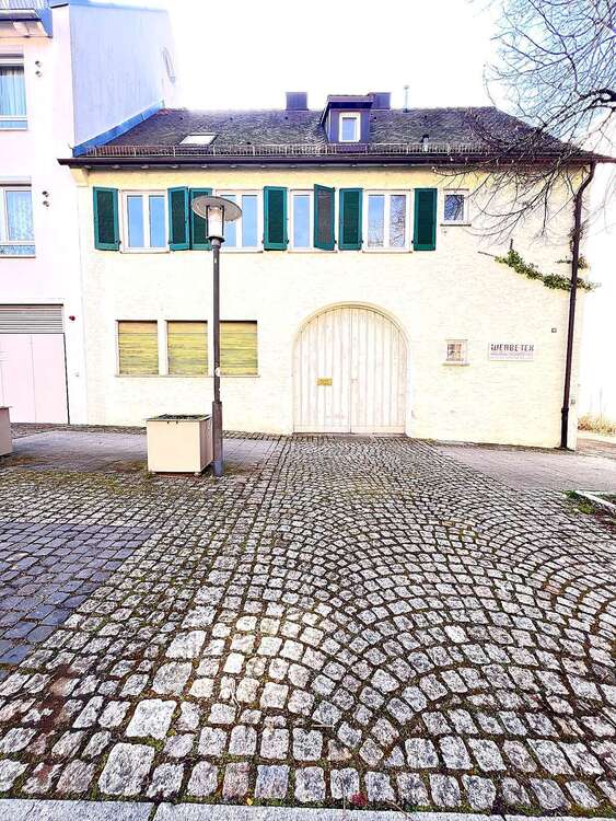 Thumbnail-Haus zum Kaufen in Ludwigsburg 600.000,00 € 171.26 m²