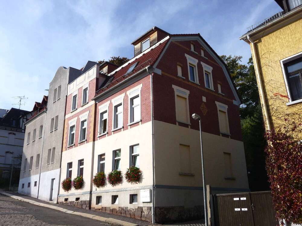 Thumbnail-Haus zum Kaufen in Crimmitschau 215.000,00 € 283 m²