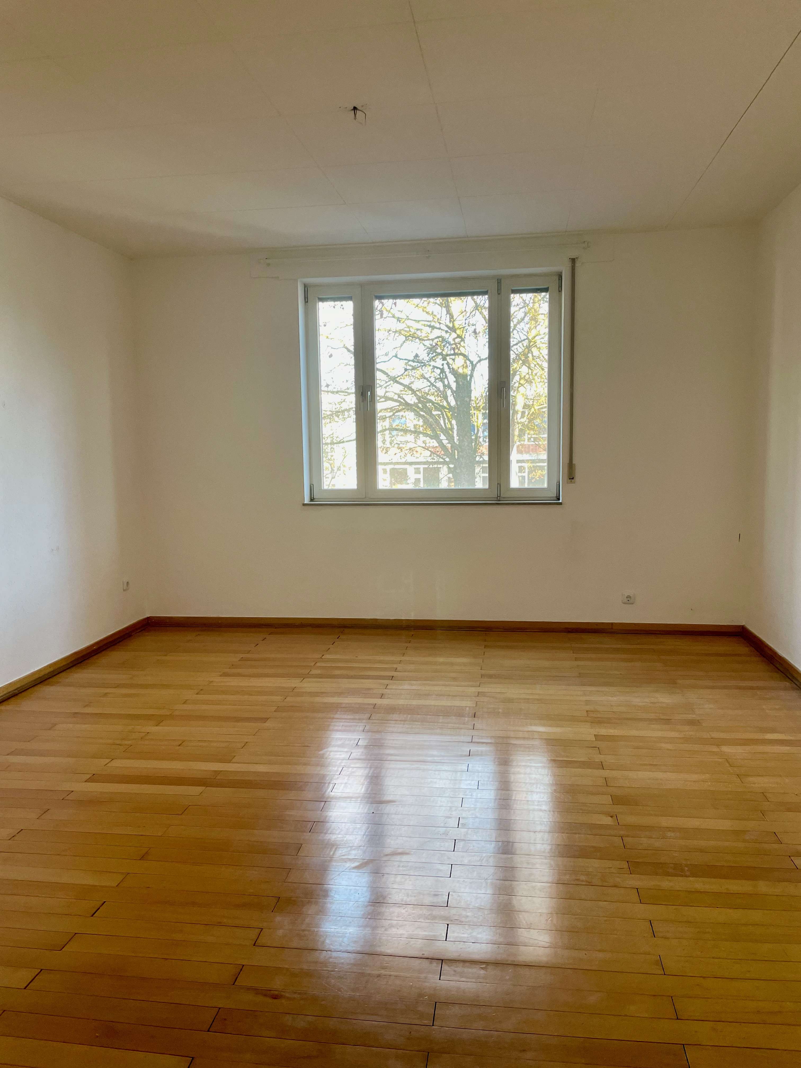 Thumbnail-Wohnung zum Mieten in Mönchengladbach 900,00 € 95 m²