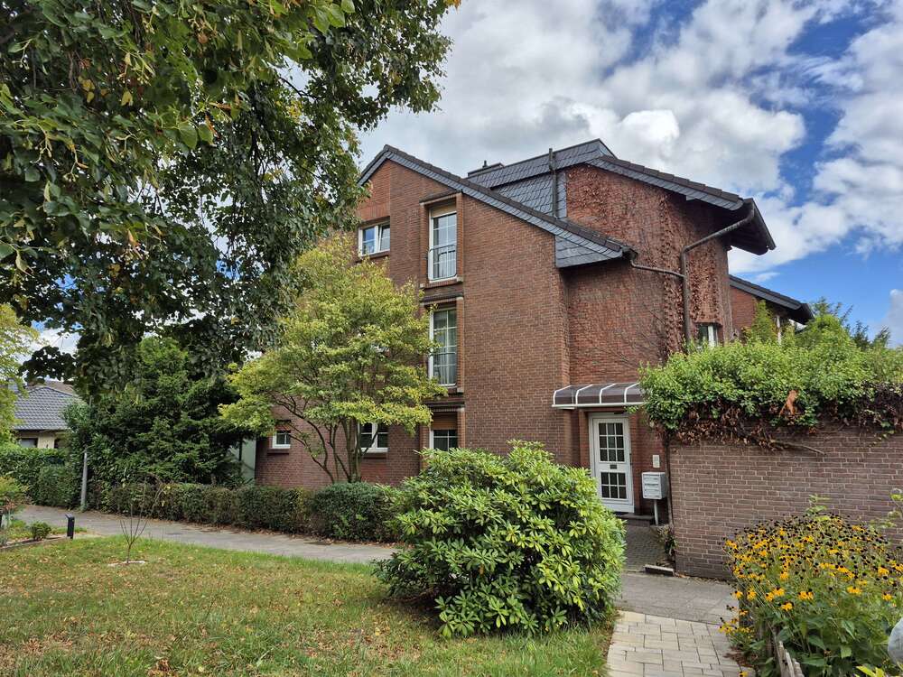 Thumbnail-Haus zum Kaufen in Kaarst 1.090.000,00 € 426 m²