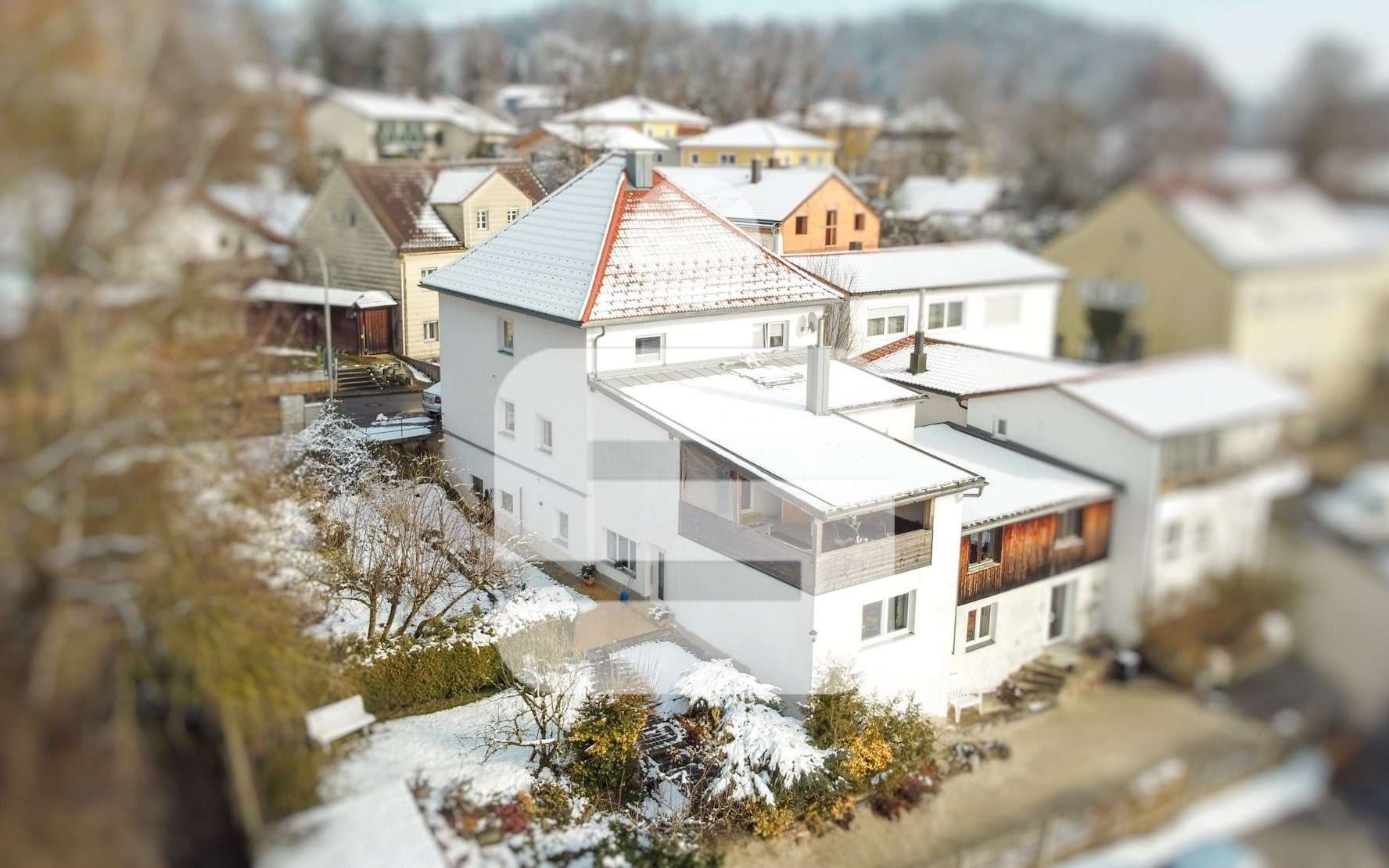 Thumbnail-Haus zum Kaufen in Ortenburg 375.000,00 € 315 m²