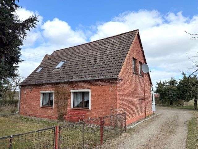 Thumbnail-Haus zum Kaufen in Hoppenrade 89.000,00 € 150 m²