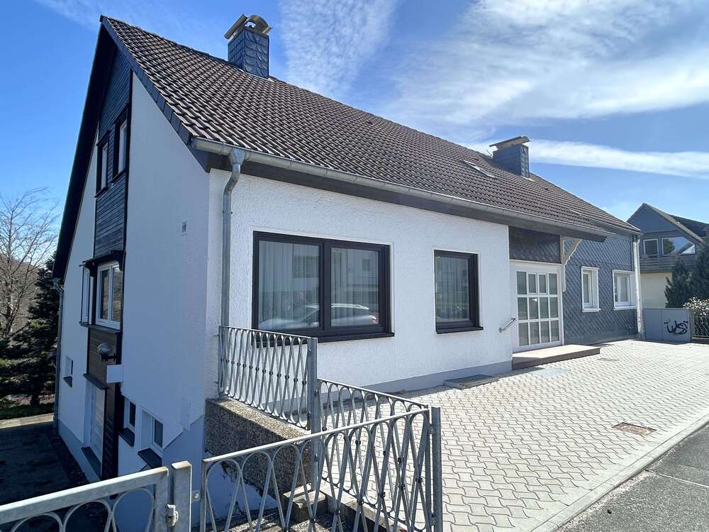 Thumbnail-Haus zum Kaufen in Altenau 219.000,00 € 209 m²