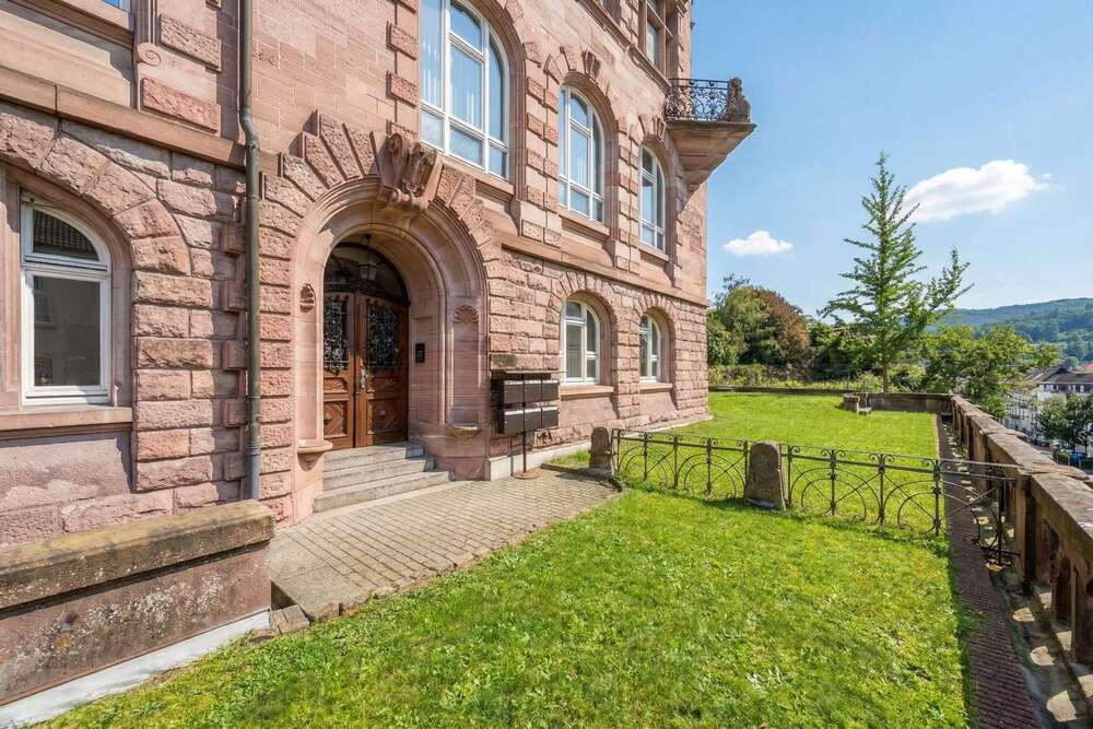 Thumbnail-Wohnung zum Kaufen in Baden-Baden 285.000,00 € 50 m²