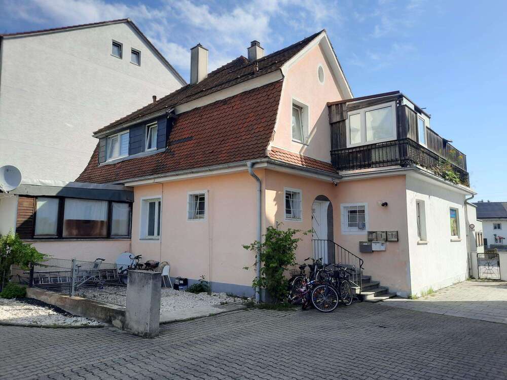 Thumbnail-Haus zum Kaufen in Vöhringen 449.000,00 € 242 m²
