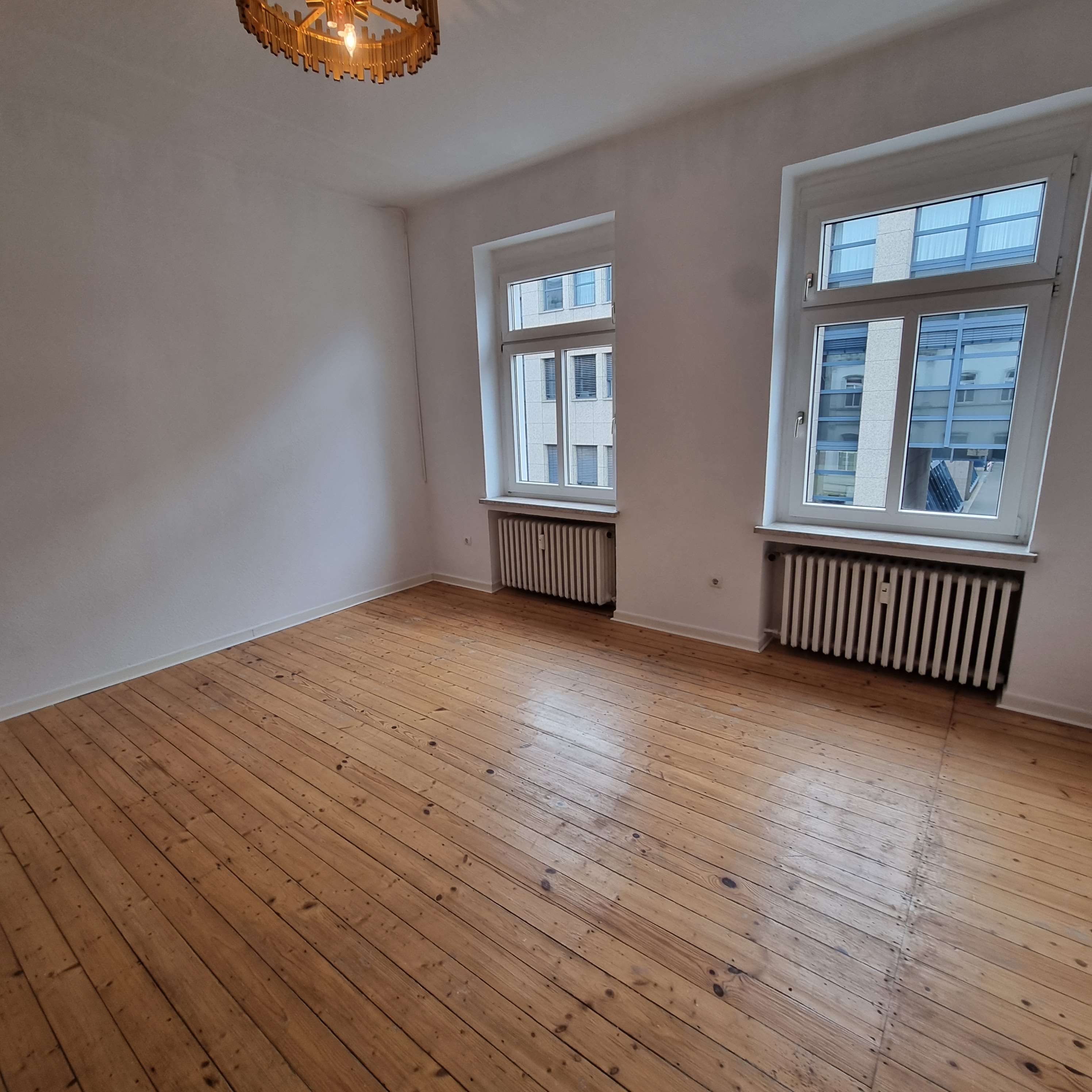 Thumbnail-Wohnung zum Mieten in Krefeld 980,00 € 103 m²