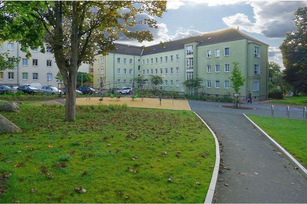 Thumbnail-Wohnung zum Mieten in Plauen 232,79 € 48.6 m²