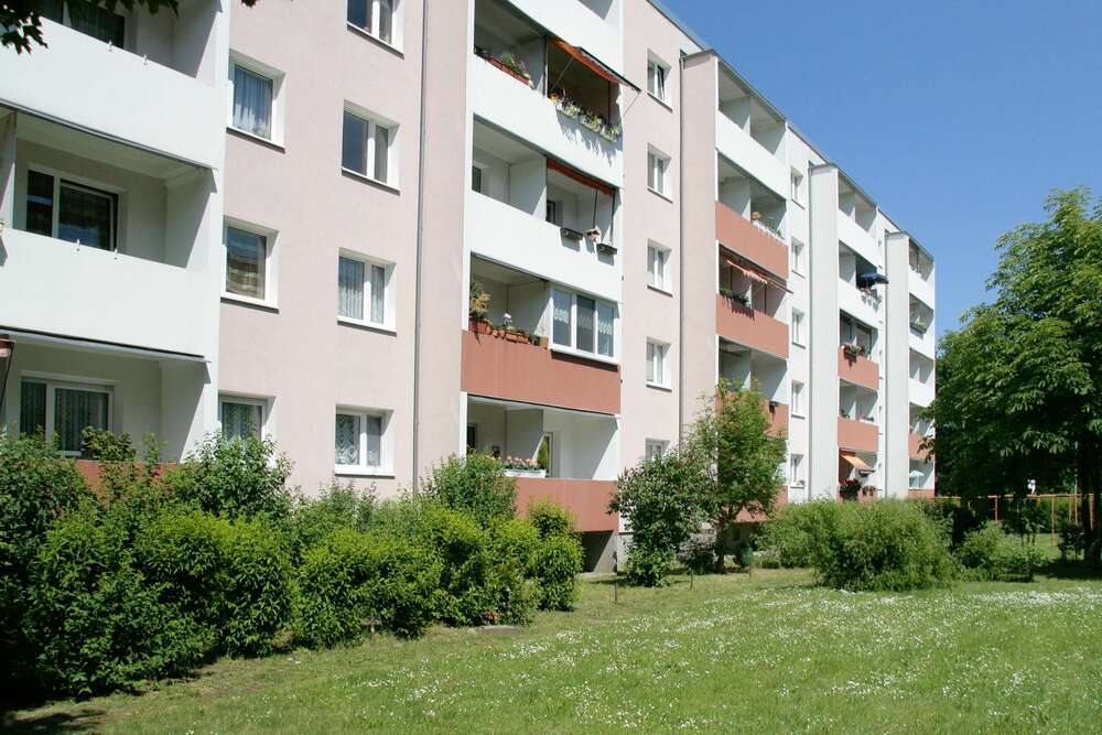 Thumbnail-Haus zum Kaufen in Dessau-Roßlau 2.600.000,00 € 5647.34 m²