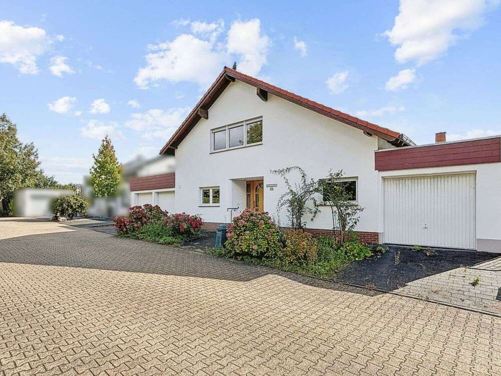 Thumbnail-Haus zum Kaufen in Hürtgenwald 449.000,00 € 184.58 m²