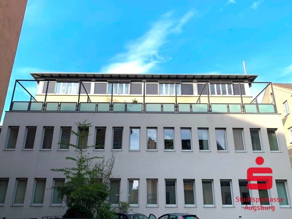 Thumbnail-Wohnung zum Mieten in Augsburg 1.400,00 € 105.96 m²