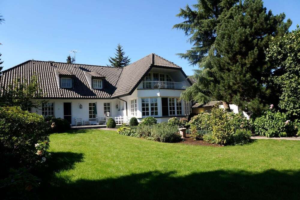 Thumbnail-Haus zum Kaufen in Kevelaer 900.000,00 € 253.52 m²