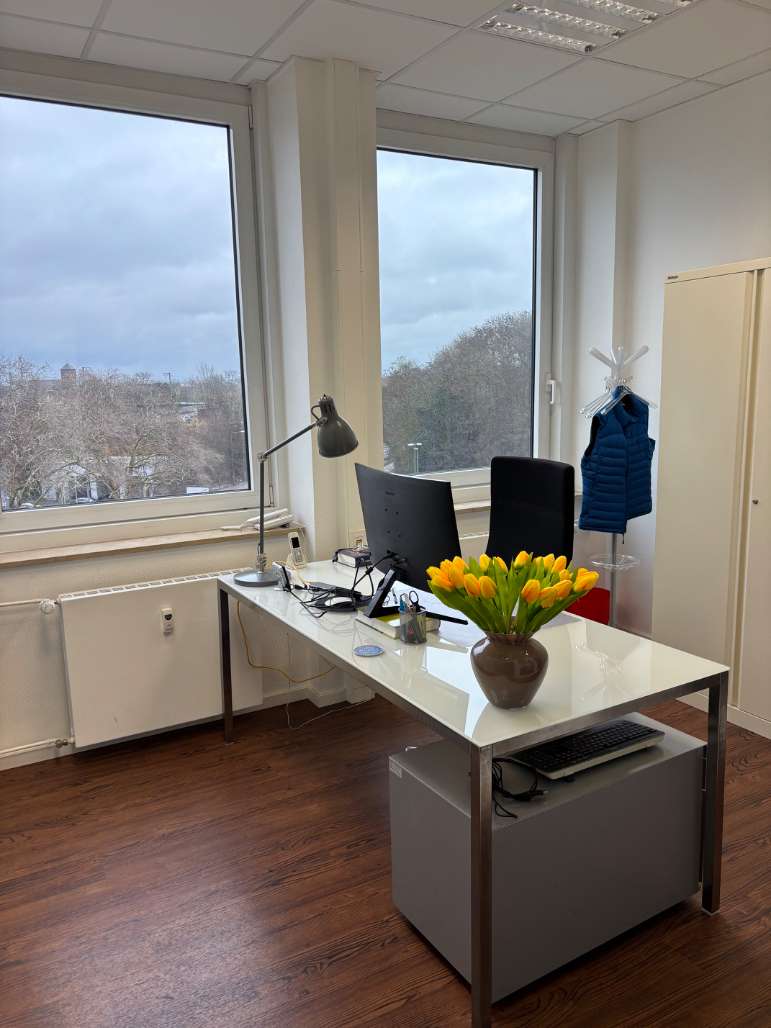 Thumbnail-Büro in Köln 880,00 € 30 m²