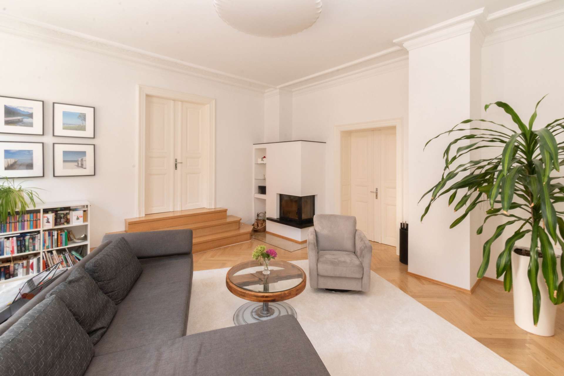 Thumbnail-Wohnung zum Kaufen in Leipzig 990.000,00 € 176.99 m²