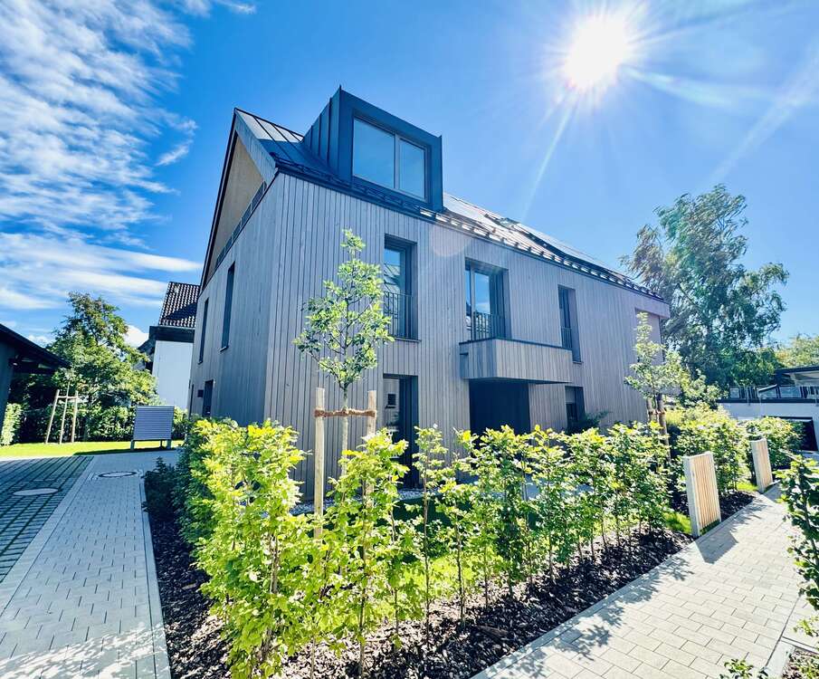 Thumbnail-Haus zum Mieten in München 3.800,00 € 151 m²