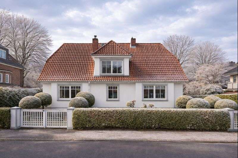 Thumbnail-Haus zum Kaufen in Hamburg 1.750.000,00 € 197 m²