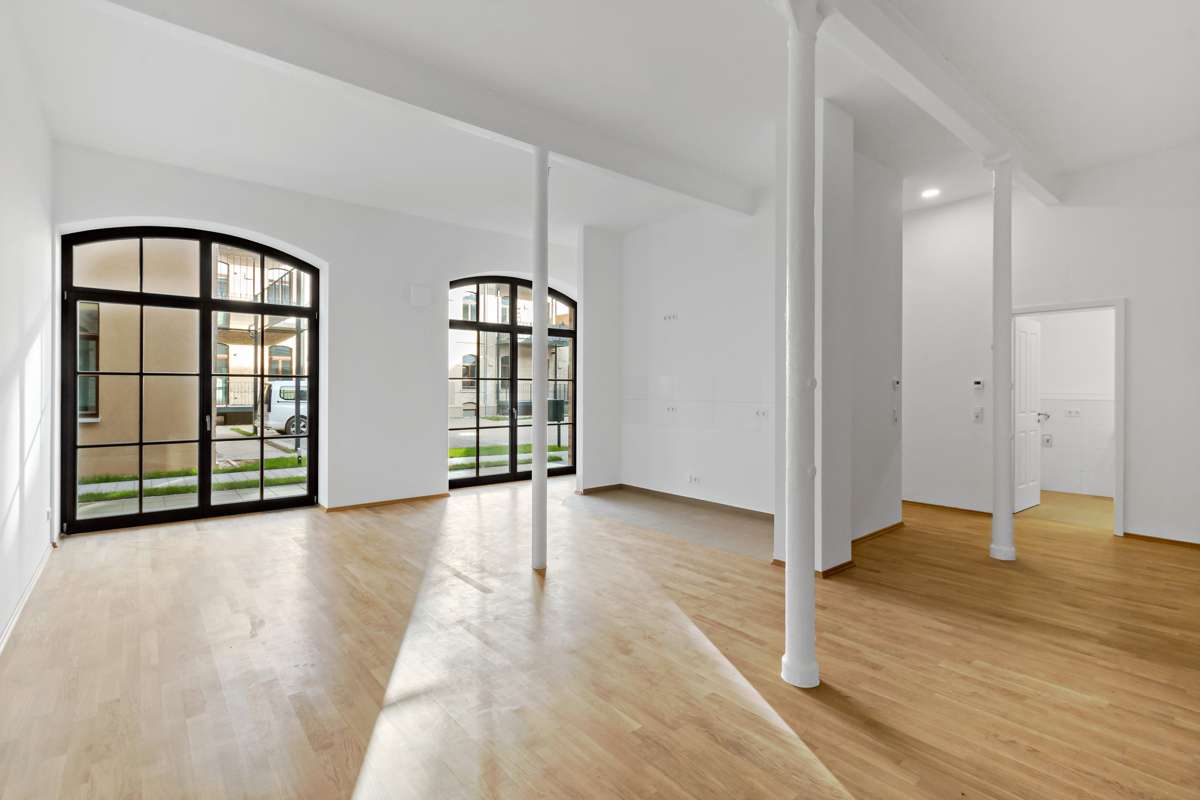 Thumbnail-Wohnung zum Mieten in Halle 1.288,00 € 129 m²