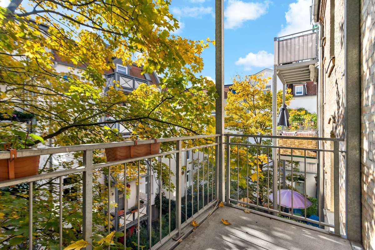 Thumbnail-Wohnung zum Mieten in Halle 590,00 € 71 m²