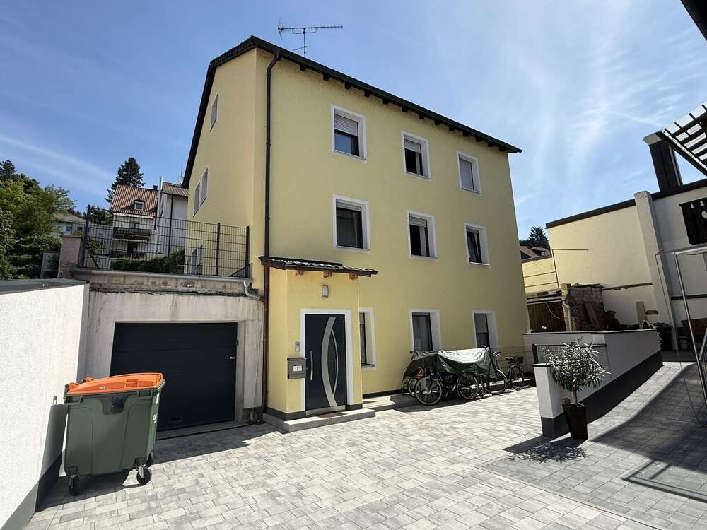 Thumbnail-Haus zum Kaufen in Schwandorf 499.000,00 € 209.42 m²