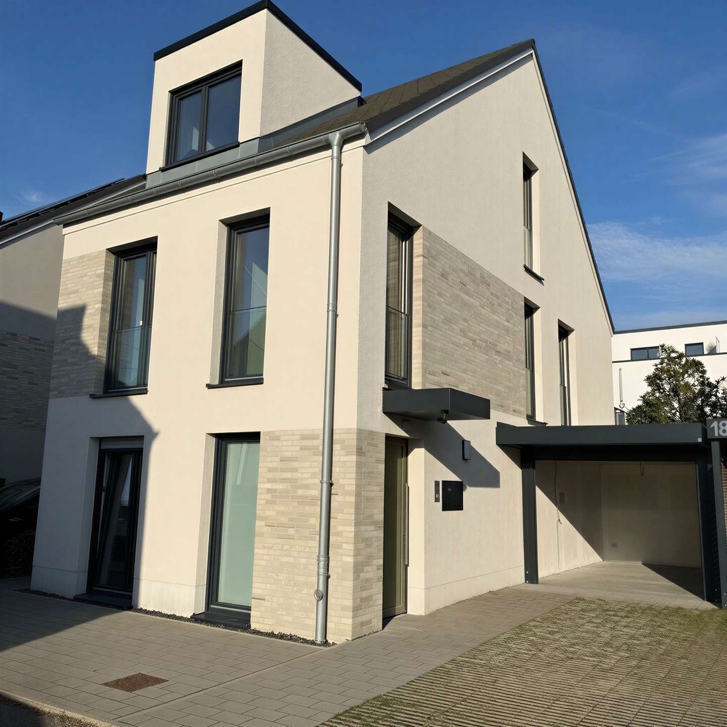 Thumbnail-Haus zum Kaufen in Köln 1.249.000,00 € 156.65 m²