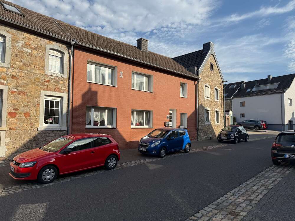 Thumbnail-Haus zum Kaufen in Stolberg 495.000,00 € 290 m²