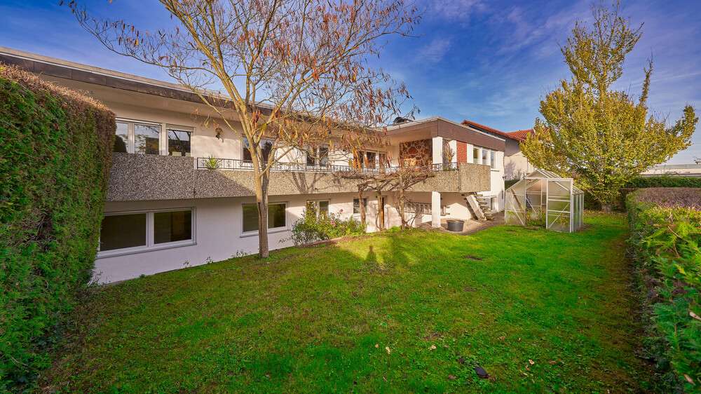 Thumbnail-Haus zum Kaufen in Vaihingen an der Enz Roßwag 649.000,00 € 208.28 m²