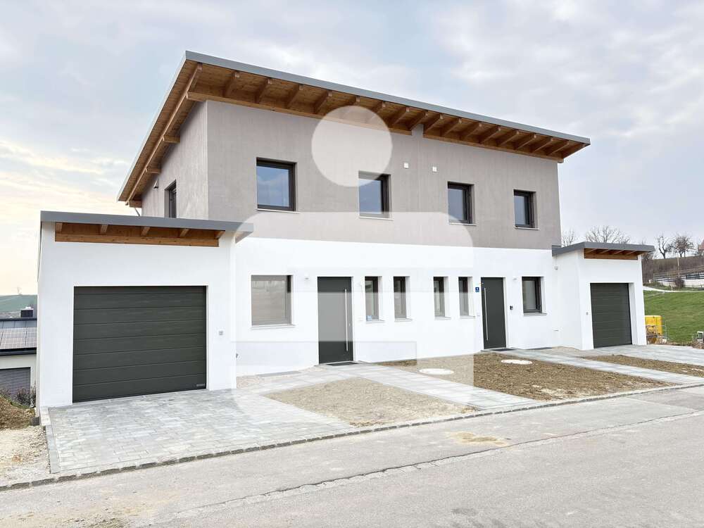 Thumbnail-Haus zum Kaufen in Neuburg 573.000,00 € 140.89 m²