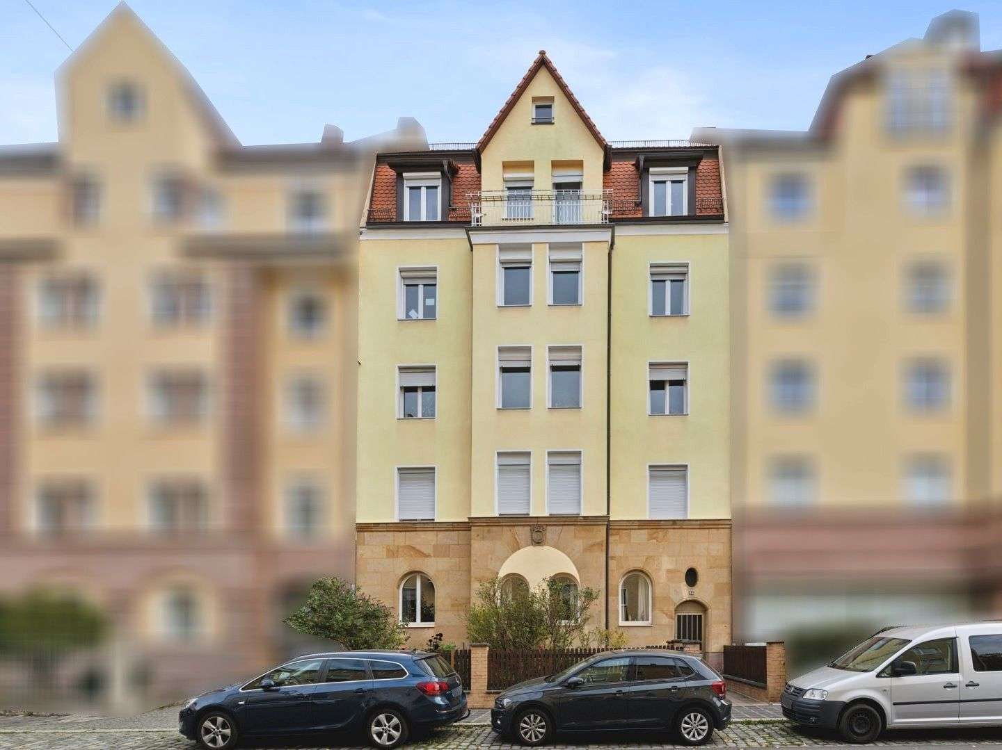 Thumbnail-Haus zum Kaufen in Nürnberg 1.390.000,00 € 530.8 m²