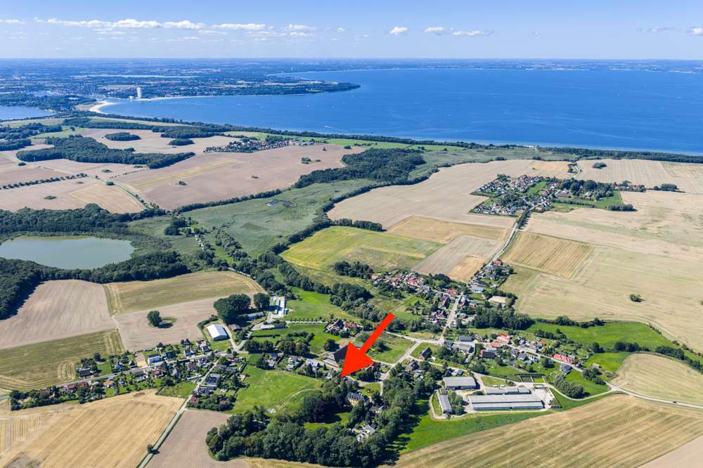 Thumbnail-Haus zum Kaufen in Dassow 395.000,00 € 220 m²