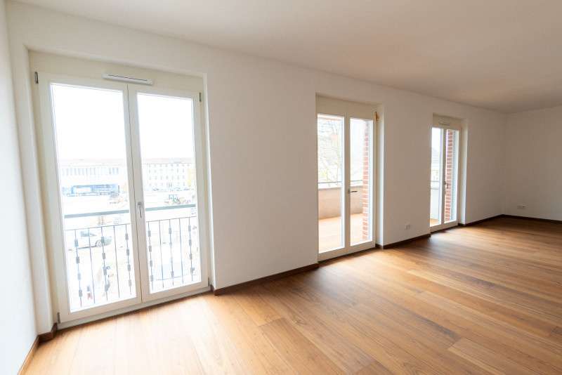 Thumbnail-Wohnung zum Mieten in Frankfurt (Oder) 1.552,33 € 119.41 m²