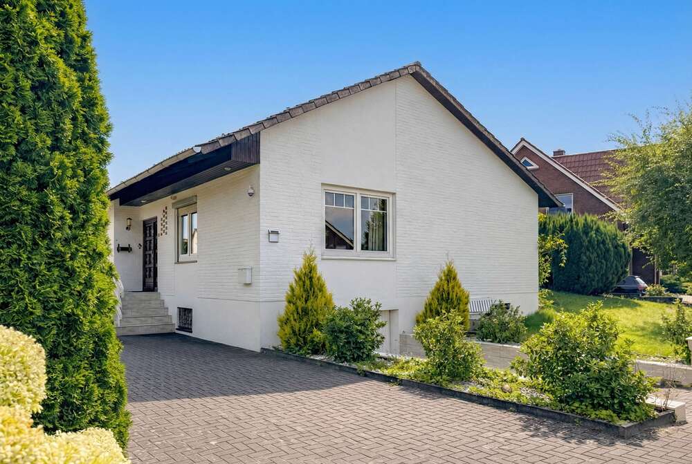 Thumbnail-Haus zum Kaufen in Bremerhaven 279.000,00 € 96 m²