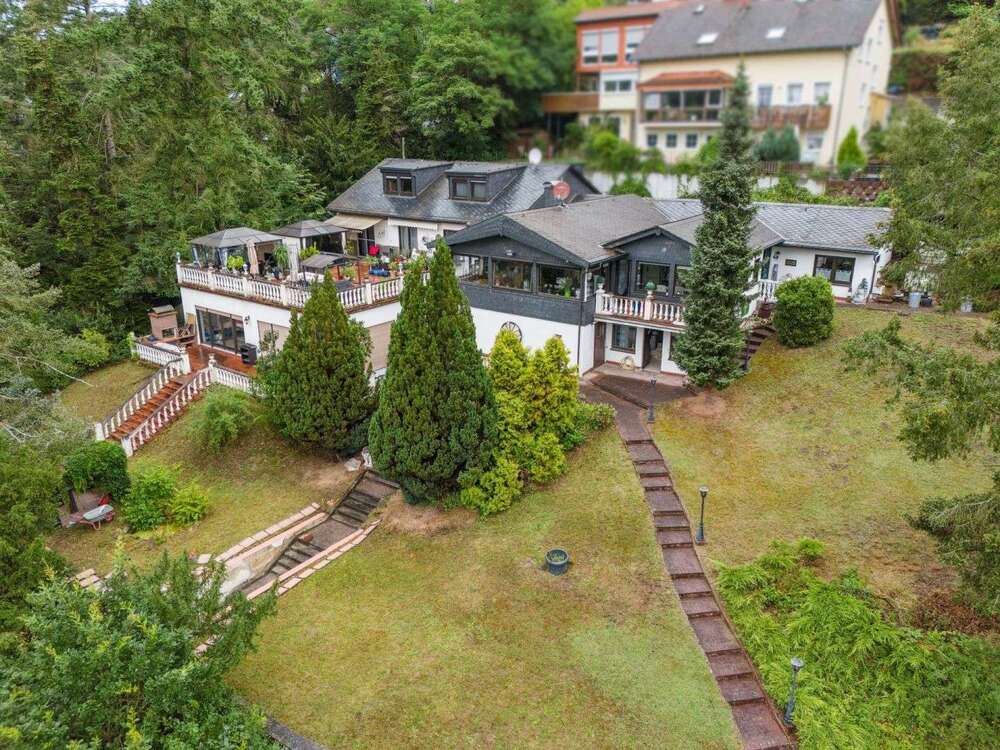 Thumbnail-Haus zum Kaufen in Ober-Mörlen 1.150.000,00 € 505 m²