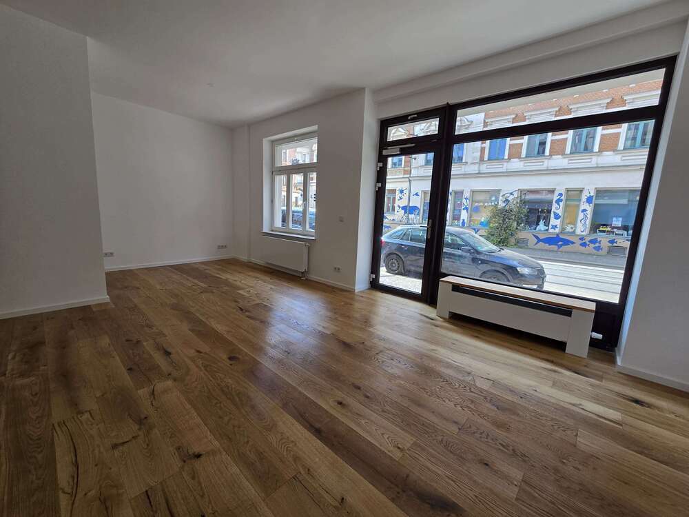 Thumbnail-Einzelhandel in Leipzig 920,00 € 82 m²