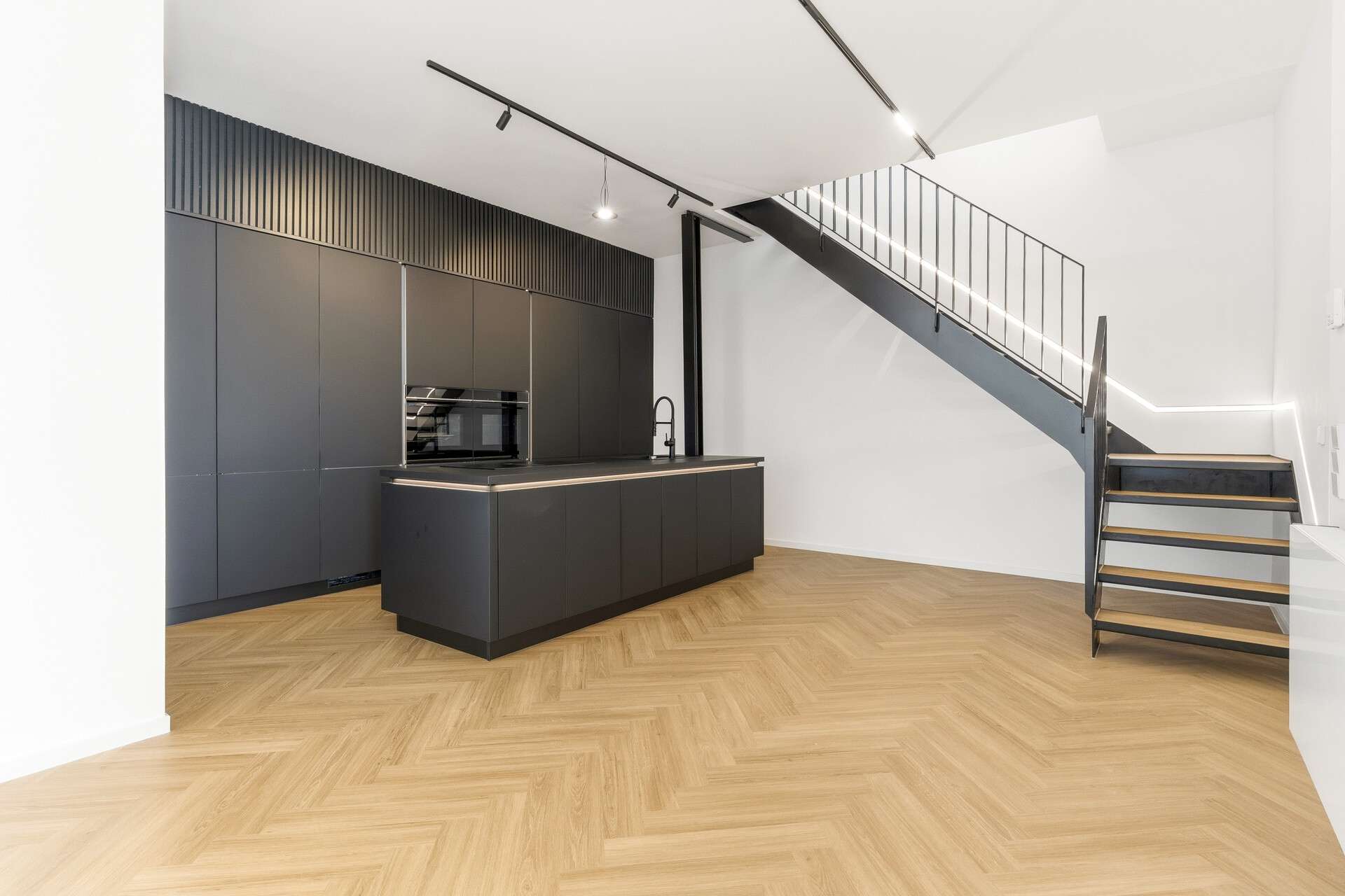 Thumbnail-Haus zum Kaufen in Stuttgart Stuttgart-West 899.000,00 € 148.35 m²