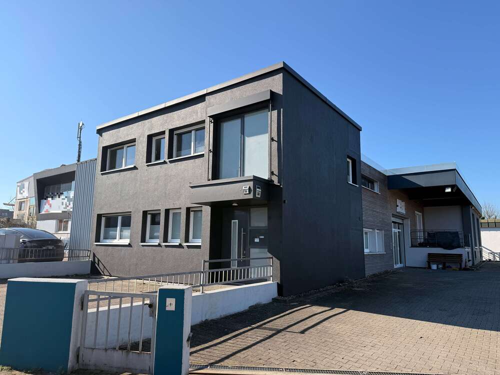 Thumbnail-Halle in Löchgau 1.480,00 € 103.54 m²