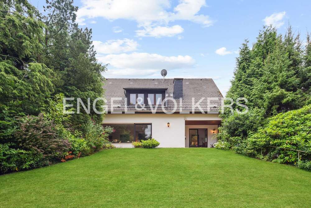 Thumbnail-Haus zum Kaufen in Rösrath - Forsbach 798.000,00 € 203 m²