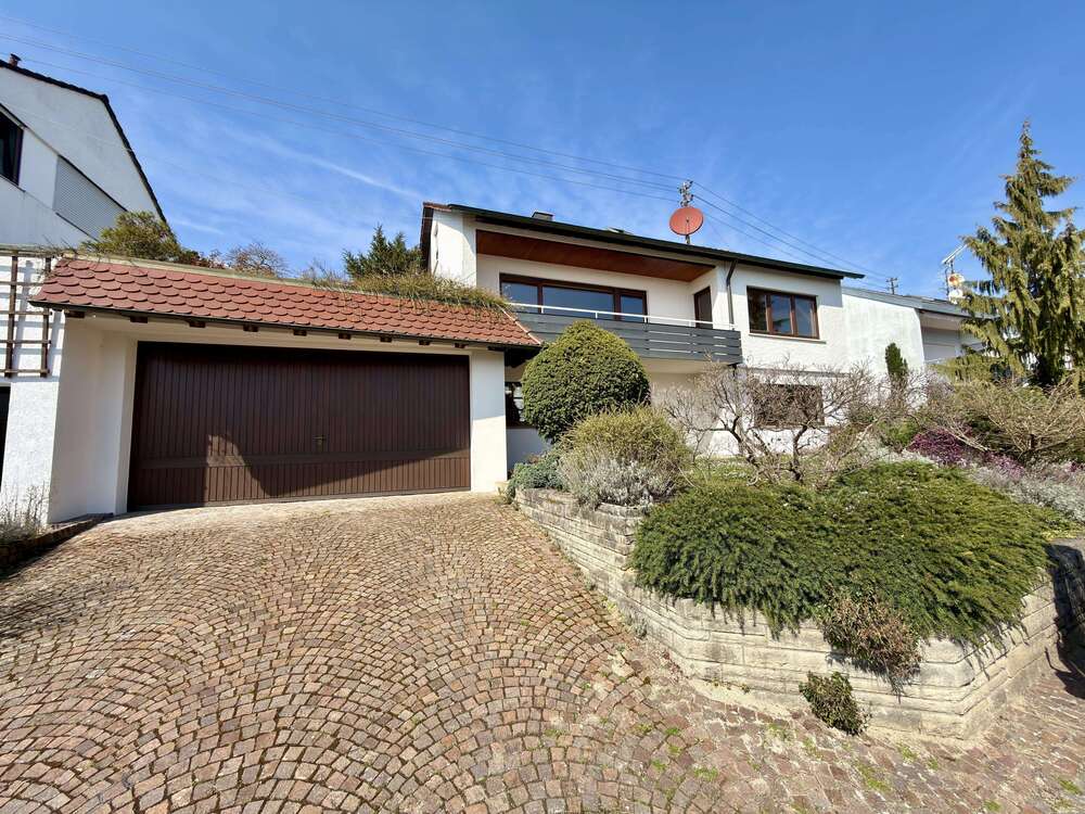 Thumbnail-Haus zum Kaufen in Nürtingen 589.000,00 € 89 m²