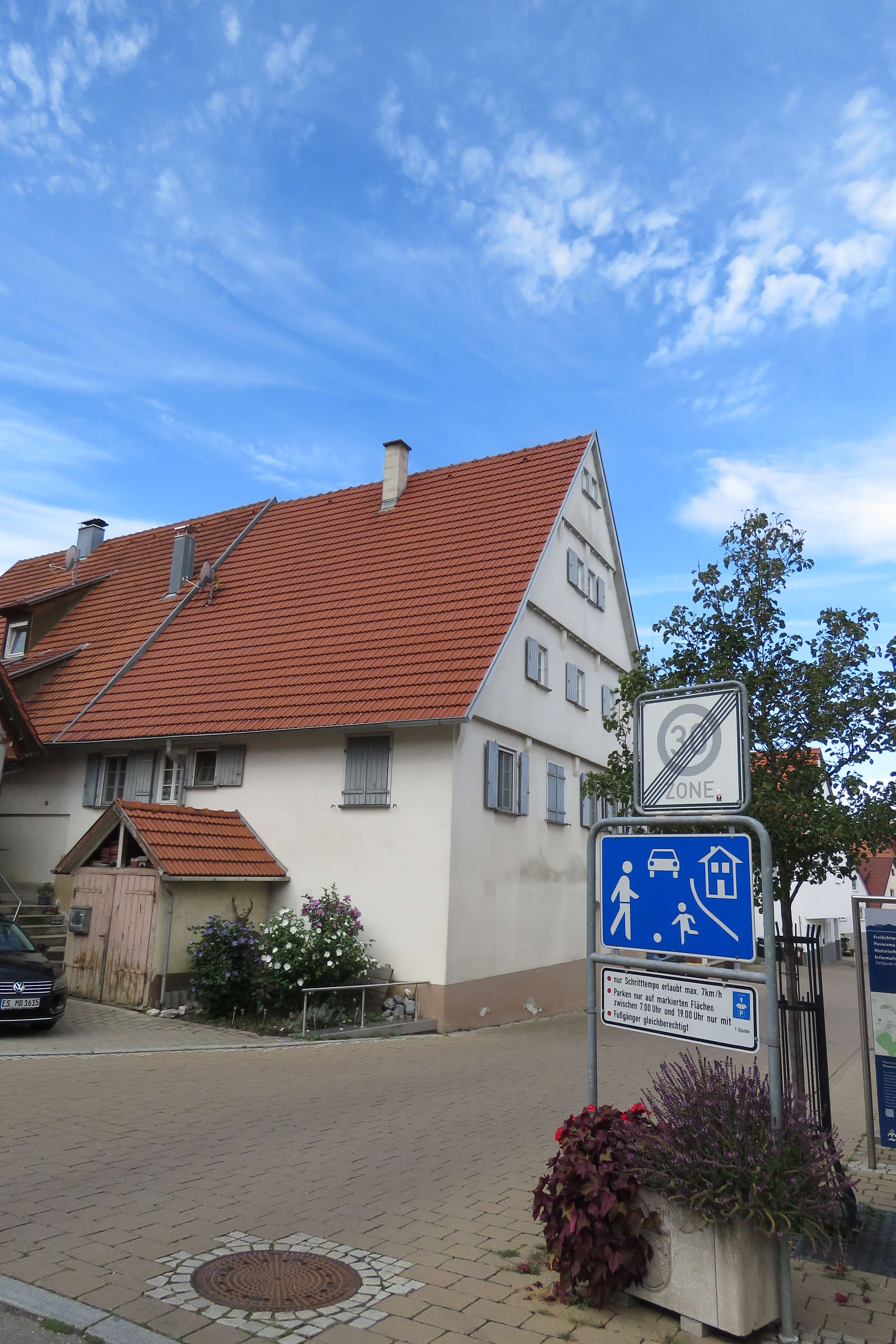 Thumbnail-Haus zum Kaufen in Beuren 295.000,00 € 100.4 m²