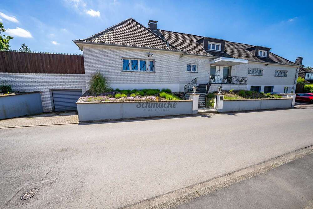 Thumbnail-Haus zum Kaufen in Hagen 1.350.000,00 € 490 m²