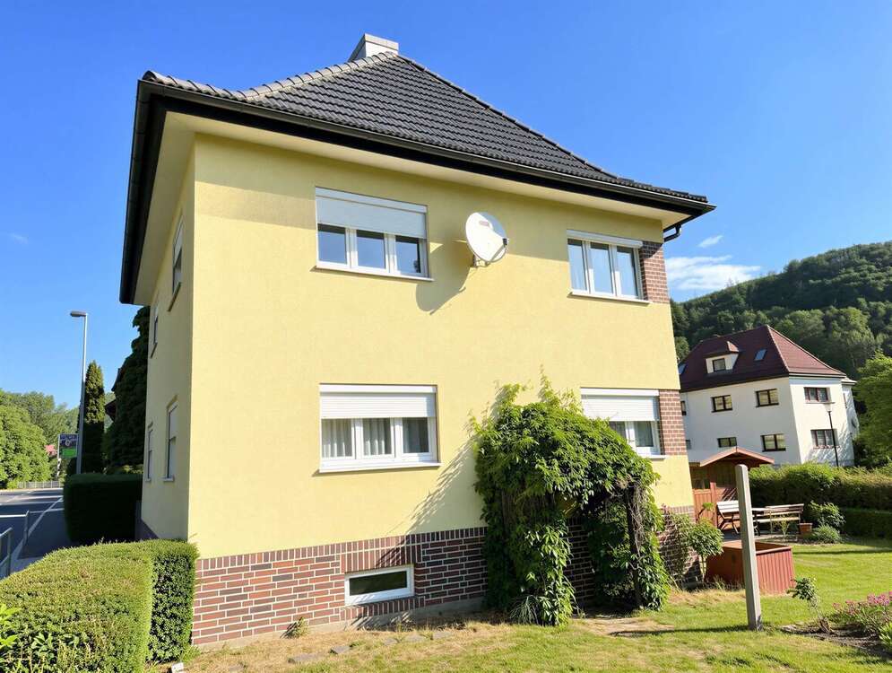 Thumbnail-Haus zum Kaufen in Sonneberg 158.000,00 € 140 m²